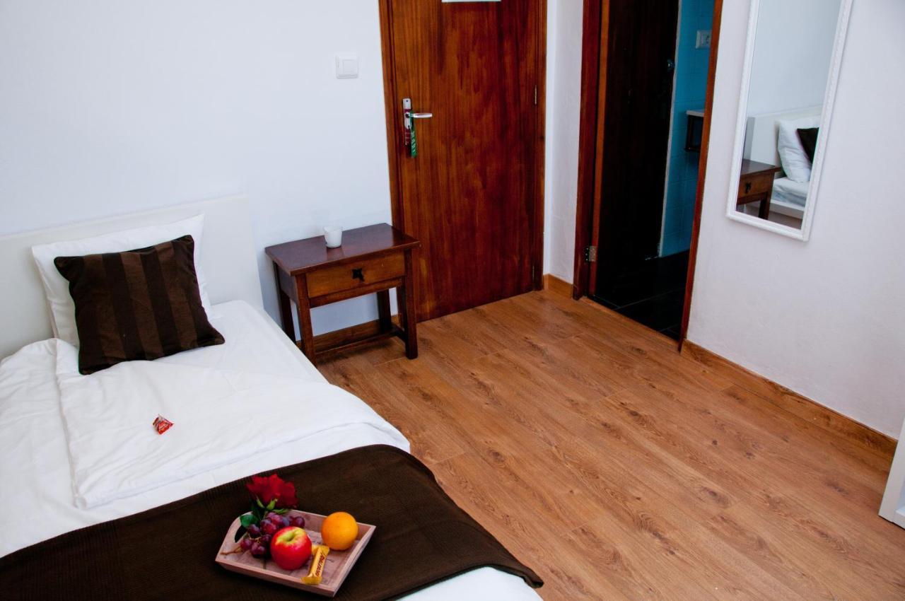 Seven Hostal كالا مييور الغرفة الصورة