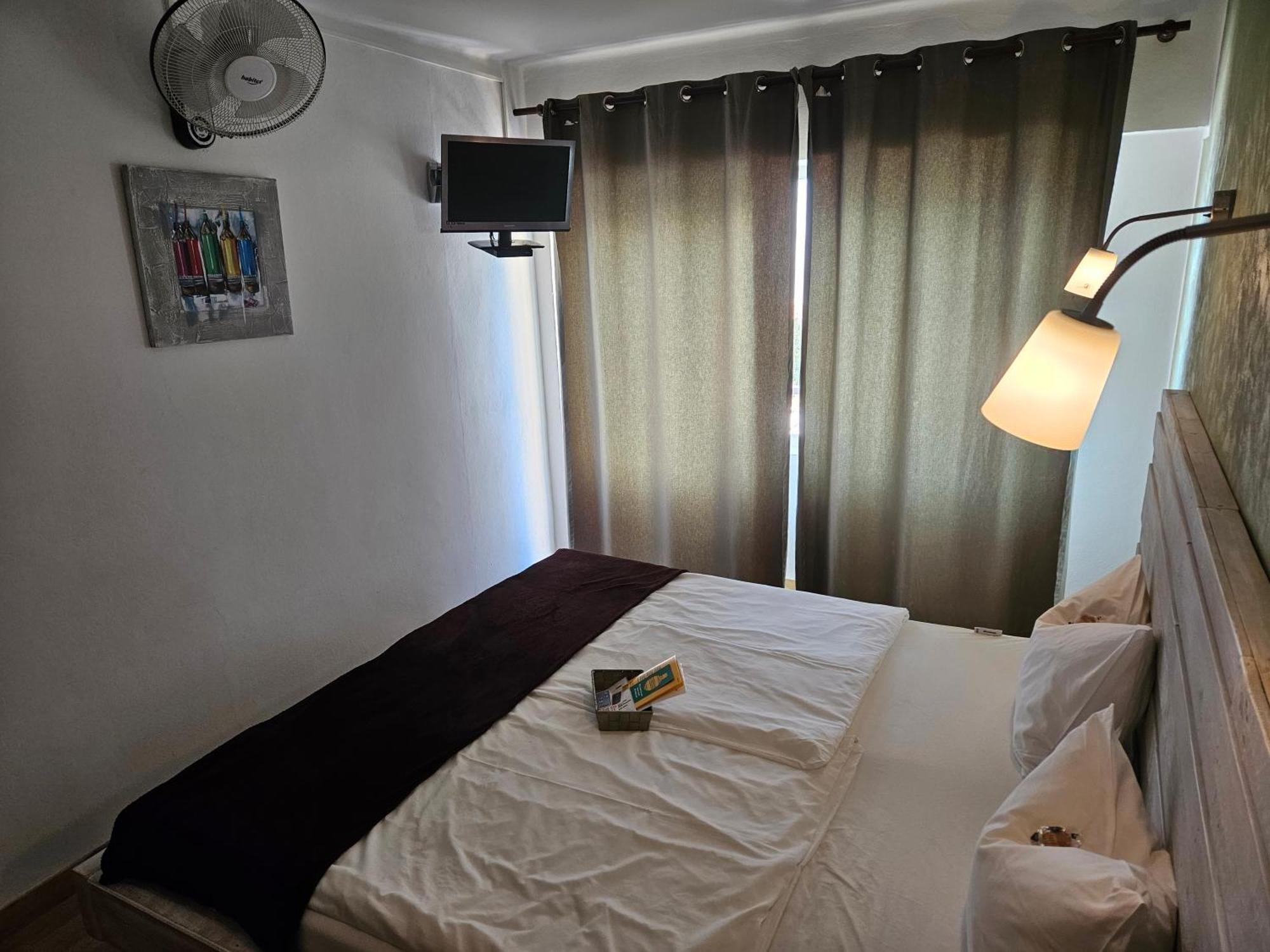 Seven Hostal كالا مييور المظهر الخارجي الصورة