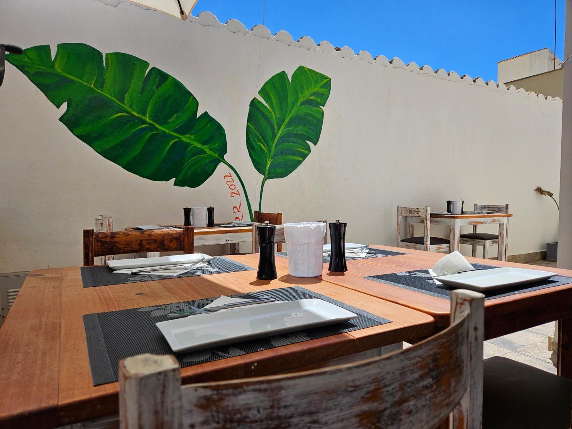 Seven Hostal كالا مييور المظهر الخارجي الصورة