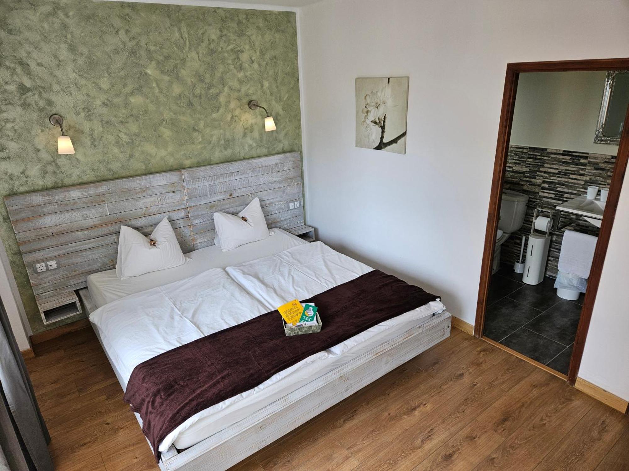 Seven Hostal كالا مييور المظهر الخارجي الصورة